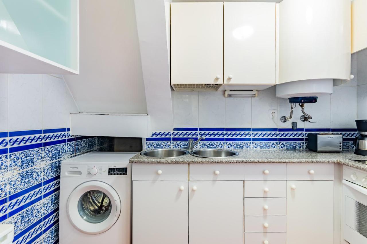 2Br At Chiado Historical Heart Of Lisbon Apartment Екстериор снимка